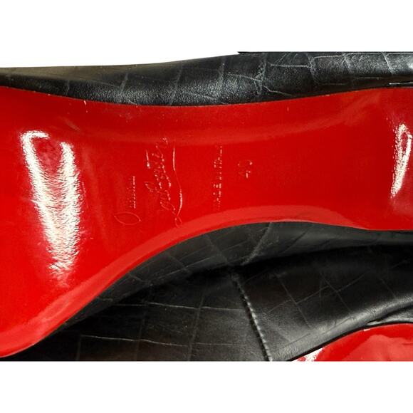 Christian Louboutin Black Crocodile Embossed Leather Pumps 40 | Red Sole Heels - Picture 10 of 10